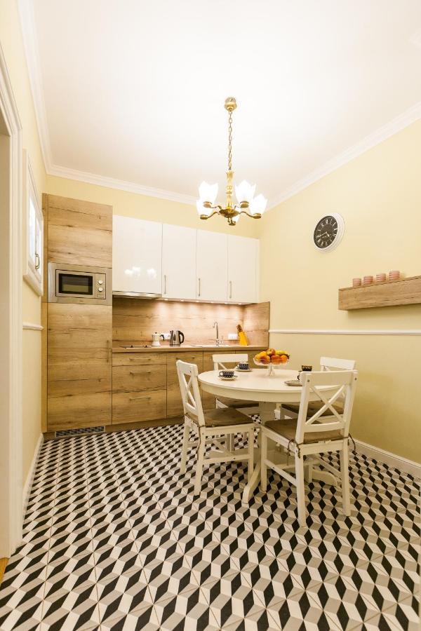 Vintage Poselska Apartment Krasków Eksteriør bilde